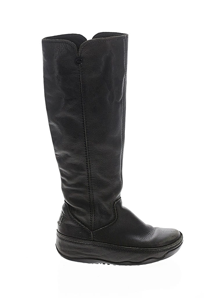 Pre-owned Fitflop Boots In Black
