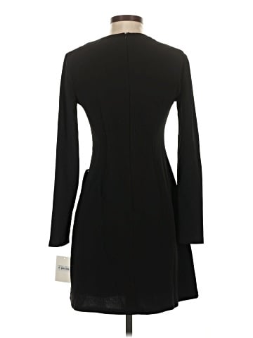 Donna Morgan Casual Dress (view 2)