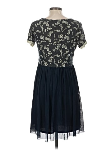 Everleigh Casual Dress (view 2)