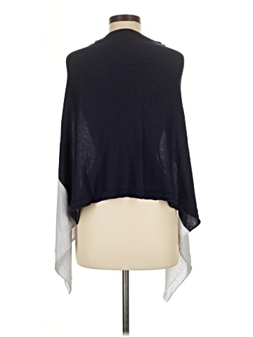 Shihreen Poncho (view 2)