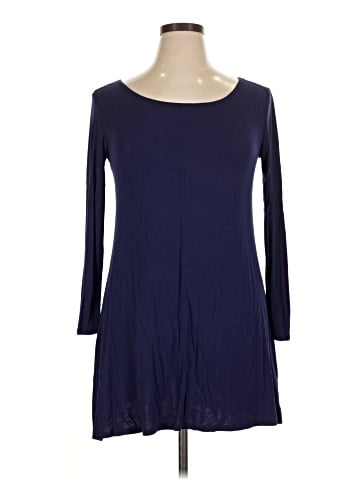 Lyss Loo Casual Dress (view 1)