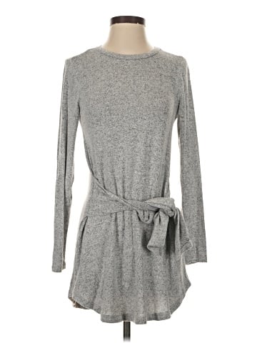 Alison Andrews Pullover Sweater (view 1)