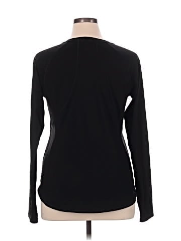 lucy Long Sleeve T-Shirt (view 2)