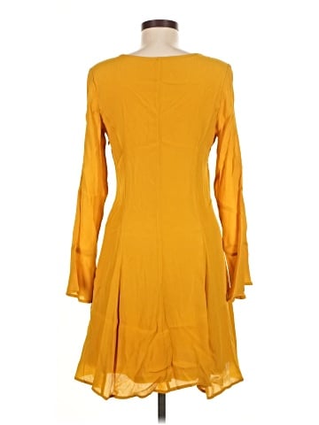 Old Navy Casual Dress (view 2)