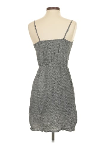 Old Navy Casual Dress (view 2)