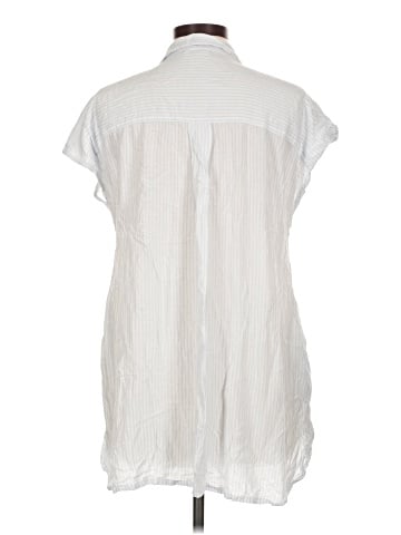 Masai Sleeveless Button-Down Shirt (view 2)