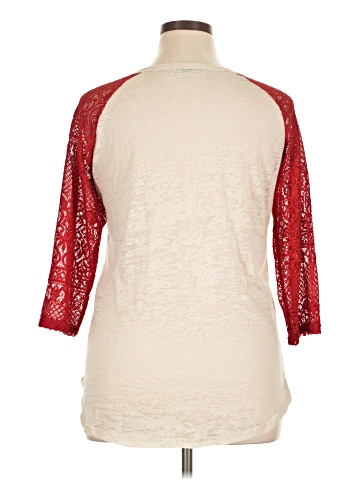 Southern Grace 3/4 Sleeve Top (view 2)