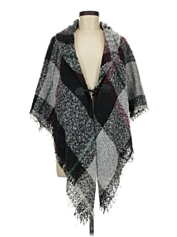 Modena Poncho (view 1)