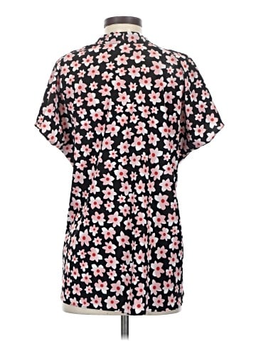 CAbi Short Sleeve Blouse (view 2)