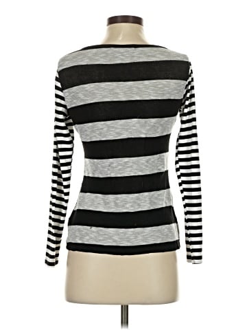Casual Couture by Green Envelope Long Sleeve Top (view 2)