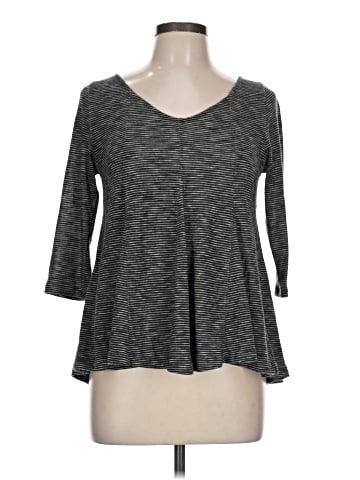 Puella 3/4 Sleeve Top (view 1)