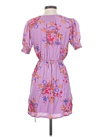 Urban Outfitters Casual Dress (view 2)