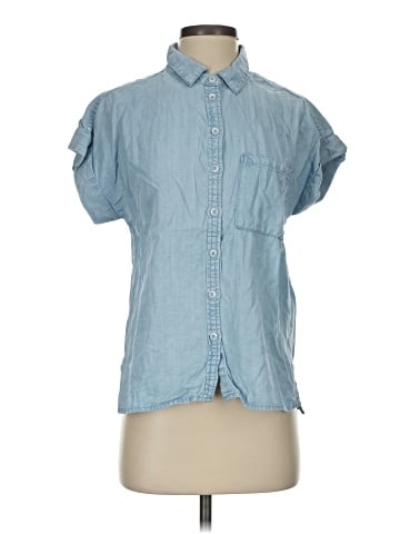Velvet Heart Short Sleeve Button-Down Shirt (view 1)