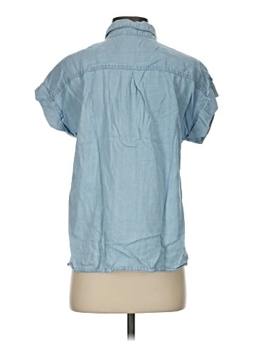 Velvet Heart Short Sleeve Button-Down Shirt (view 2)