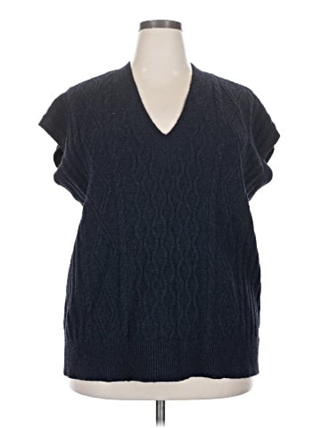 Universal Thread Vest (view 1)