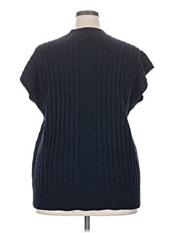 Universal Thread Vest (view 2)