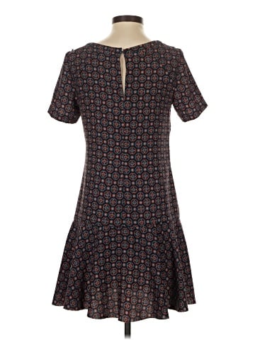 Banana Republic Casual Dress (view 2)
