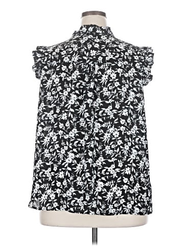Sweet Rain Short Sleeve Blouse (view 2)