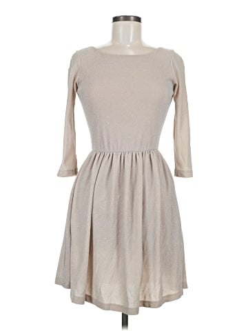 Willow & Clay Casual Dress (view 1)