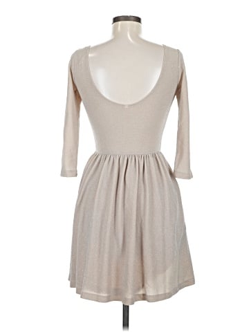 Willow & Clay Casual Dress (view 2)