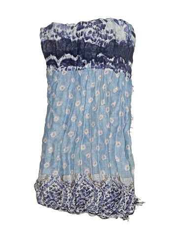 Claire's Scarf (view 2)