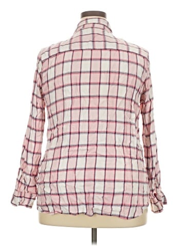Gap Outlet Long Sleeve Button-Down Shirt (view 2)
