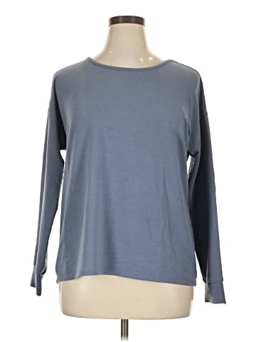 Danskin Now Long Sleeve Top (view 1)