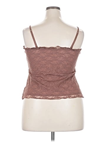 Old Navy Sleeveless Top (view 2)