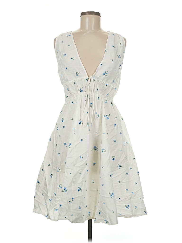 Pre-owned H&m Casual Dress In White