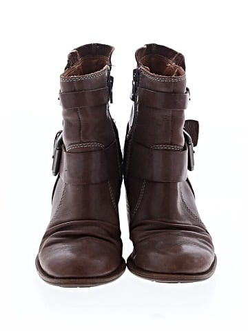 Naya Ankle Boots (view 2)