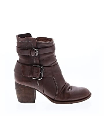 Naya Ankle Boots (view 1)