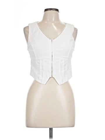Kirious Vest (view 1)