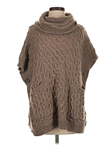 Angel of the North Poncho (view 1)