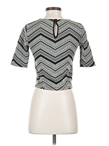 Willow & Clay Short Sleeve Top (view 2)