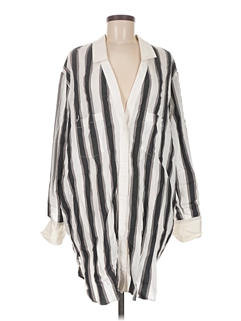 Pre-owned Kendall & Kylie Kimono In Silver