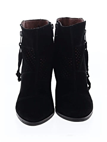 Lucky Ankle Boots (view 2)