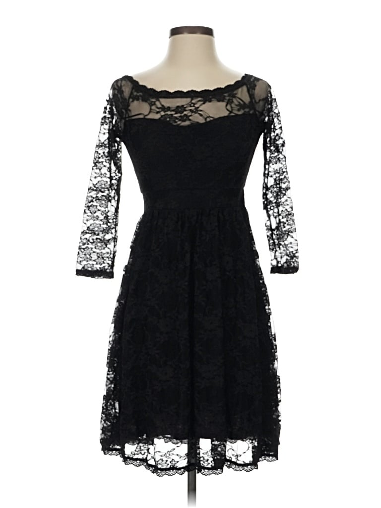 Pre-owned Modcloth Cocktail Dress In Black