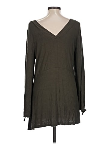 Simply Noelle Long Sleeve Top (view 2)