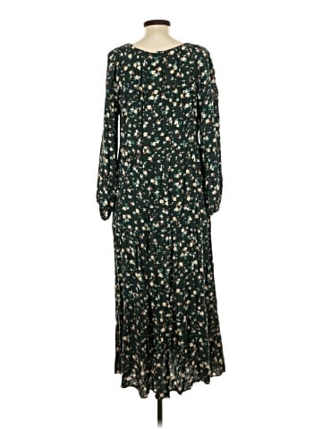 Old Navy Casual Dress (view 2)