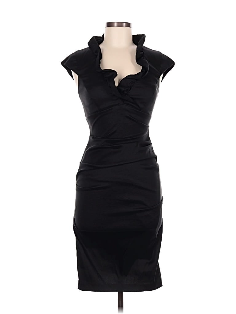 Pre-owned Xscape Cocktail Dress In Black