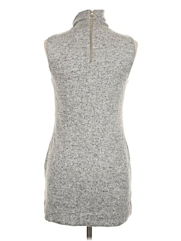 Saks Fifth Avenue Casual Dress (view 2)