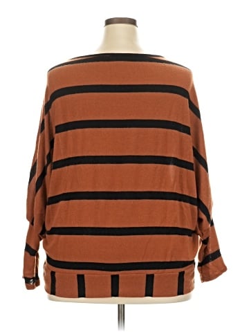 Hailey & Co. Pullover Sweater (view 2)