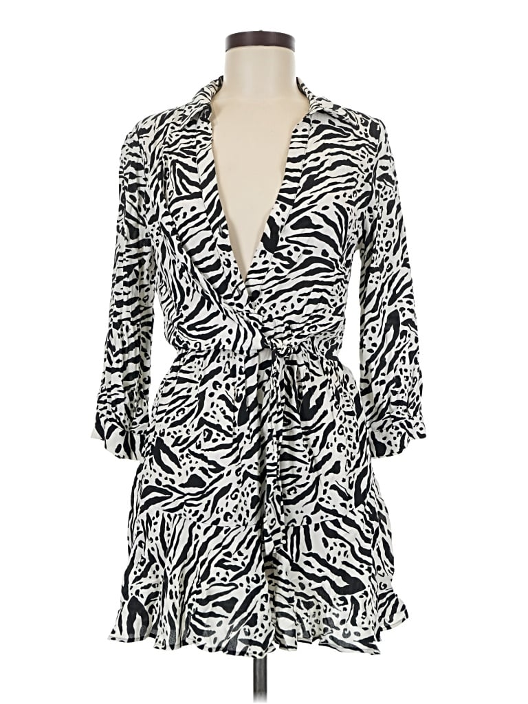 Zara Casual Dress In White