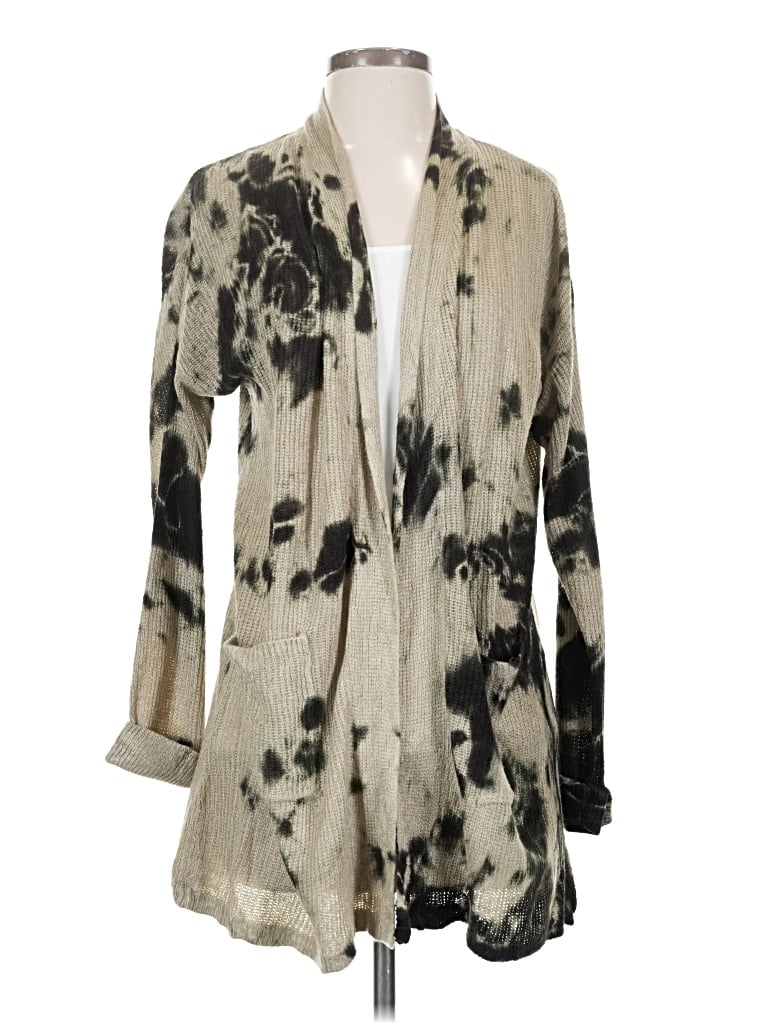Daytrip Cardigan Sweater In Tan