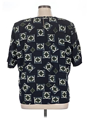 Sarah B Studio Short Sleeve Blouse (view 2)