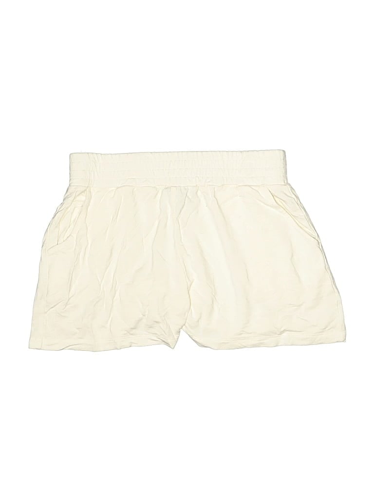 Pre-owned Forever 21 Shorts In Ivory