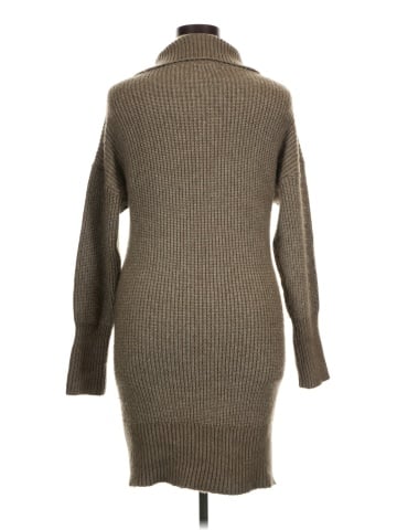 Cupcakes & Cashmere Casual Dress (view 2)