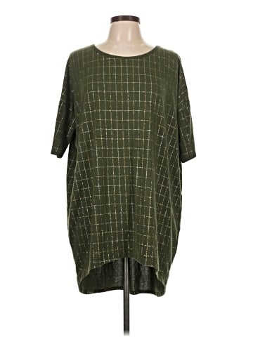 Lularoe 3/4 Sleeve T-Shirt (view 1)