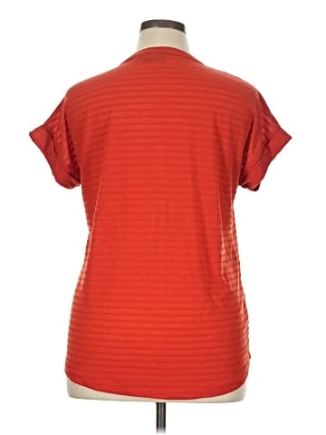Onque Casuals Short Sleeve Top (view 2)