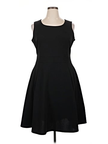 Molly & Isadora Casual Dress (view 1)
